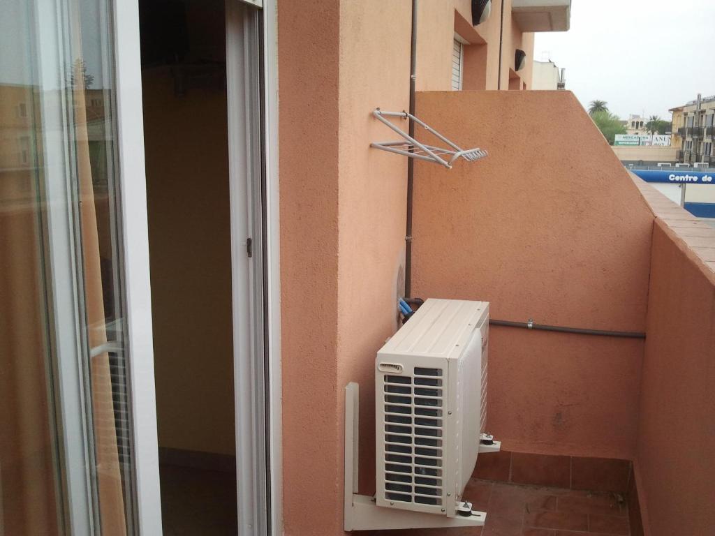 Raquel's - Habitacions I Turistics - Sant Pere Pescador